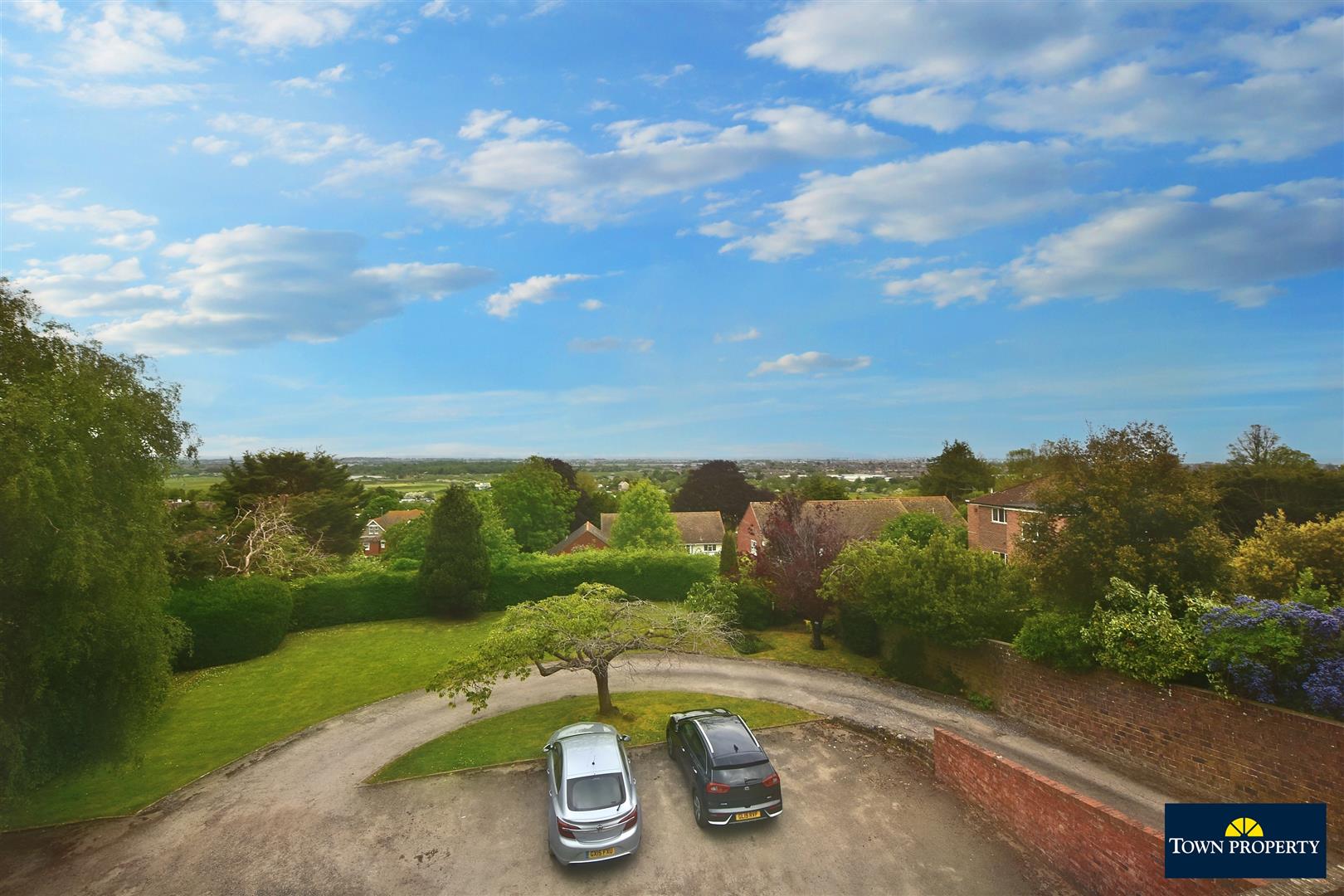 Property Details for Carew Road Eastbourne BN21 2JG Town Property